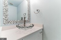 Building Photo - 7866 Archbold Terrace