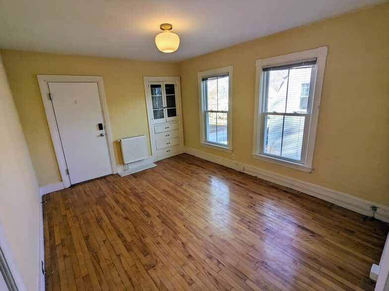 2nd Bedroom - 56 Rackleff St