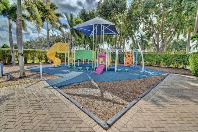 Building Photo - 18700 Ocean Mist Dr