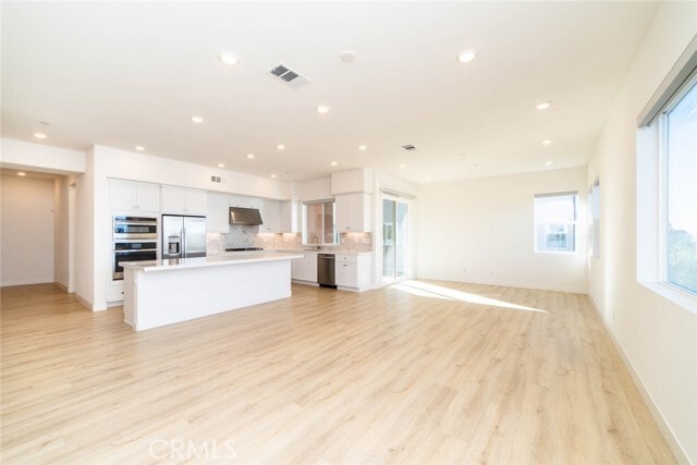 Building Photo - 155 Baluster