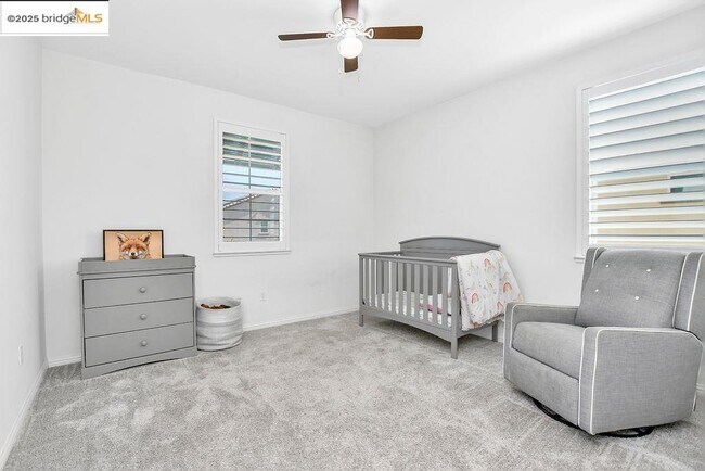 Building Photo - 278 Sespe Creek Ave.