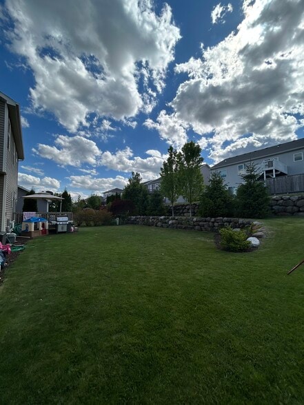 Building Photo - 5370 Little Bluestem Dr