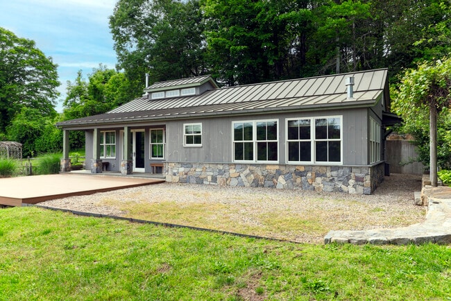 Building Photo - 3700 Durham Rd