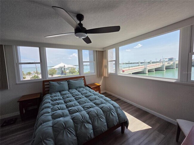 Building Photo - 500 Treasure Island Causeway