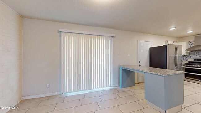 Building Photo - 10308 Windsor Dr