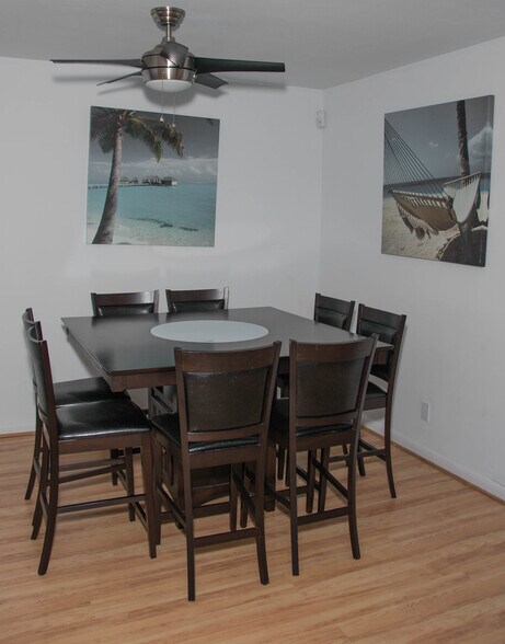 Building Photo - 2651 S Course Dr