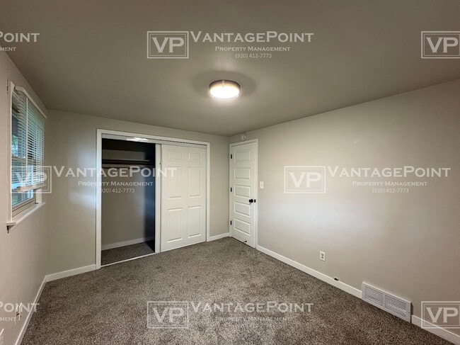 Building Photo - 1643 Birchwood Dr