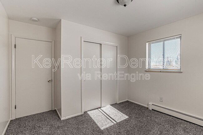 Building Photo - 4588 Everett St