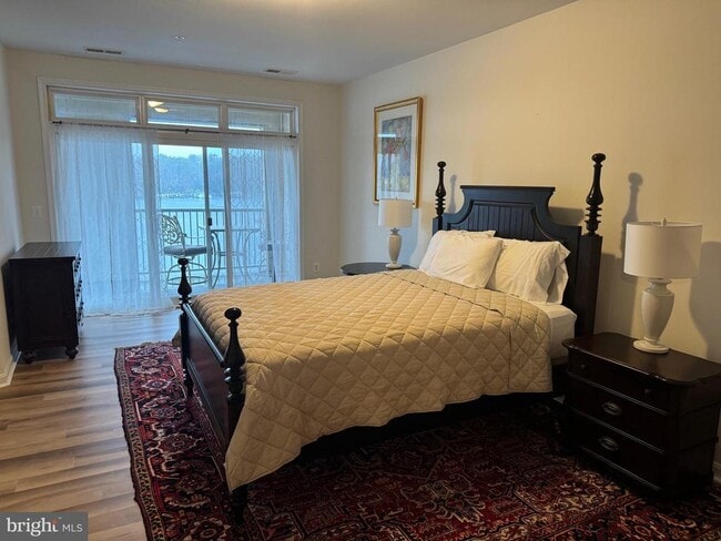 Building Photo - 622 Oyster Bay Pl