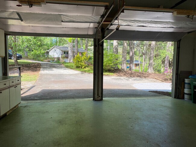 Building Photo - East AVL - Mid Century Modern Beauty in Bo...