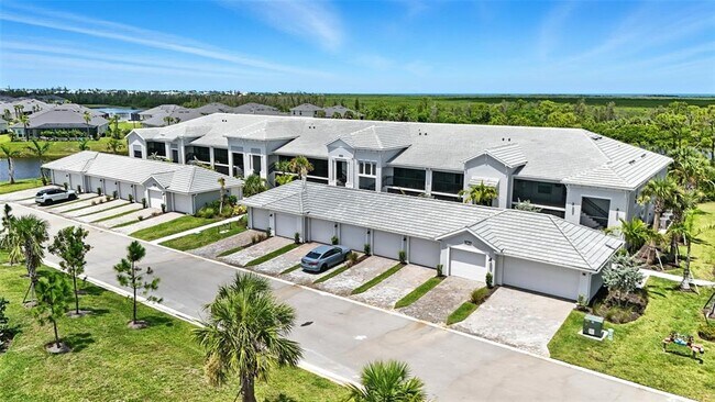 Building Photo - 14281 Heritage Landing Blvd