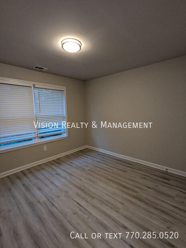 Building Photo - 8334 Triple Crown Dr