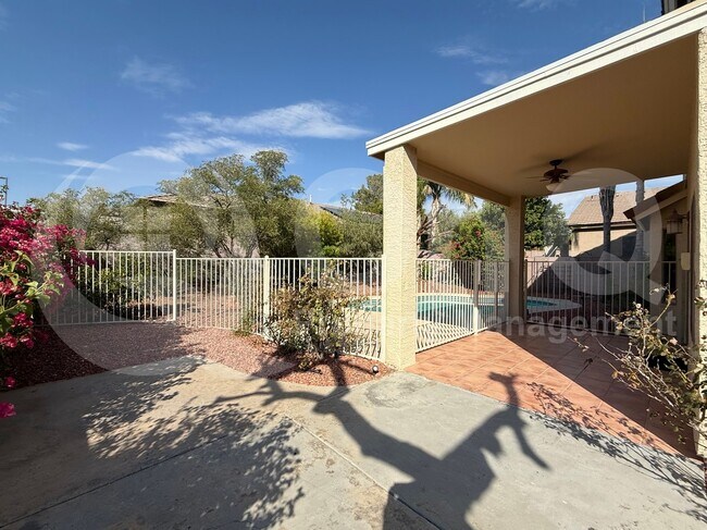 Building Photo - 4604 E Prickly Pear Trail