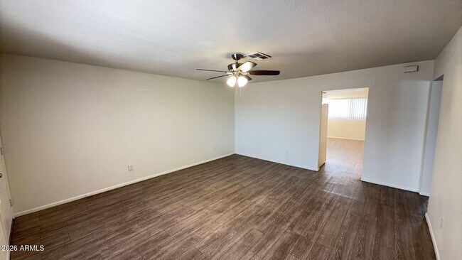 Building Photo - 4418 N 53rd Ln