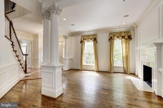 Building Photo - 7233 Addington Dr