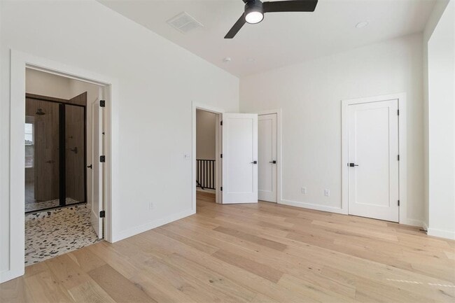 Building Photo - 18829 Selah Wy