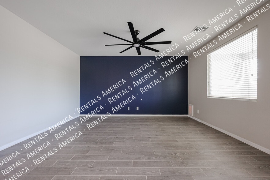 Building Photo - 5612 W Ldg Dr