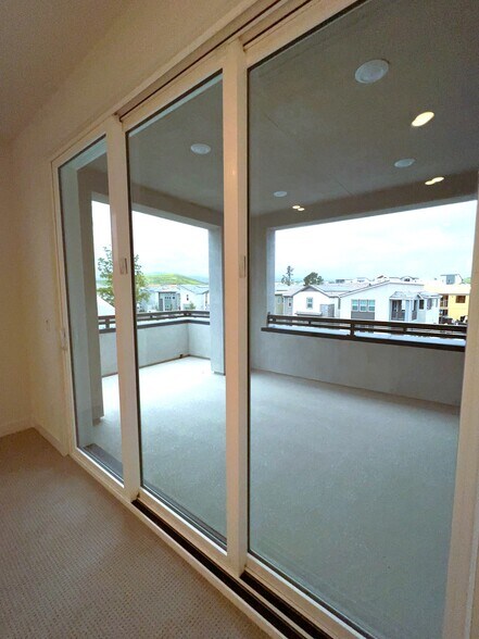 Building Photo - 107 Zawn