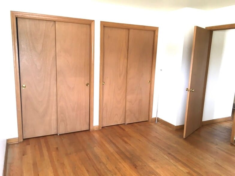 Building Photo - 10350 Milford St