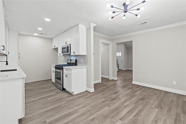 Building Photo - 3314 Laurel Fork Dr