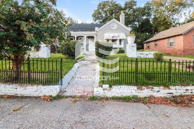 Building Photo - 840 Terrace Ave
