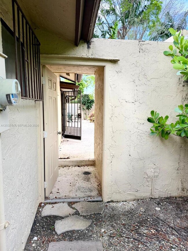 Building Photo - 9119 SW 129th Ln