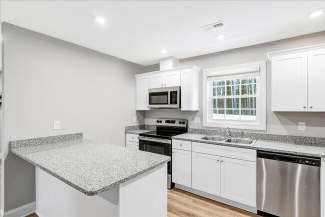 Building Photo - New Construction 3 Bedroom/ 2 Bathroom Homes with Garage