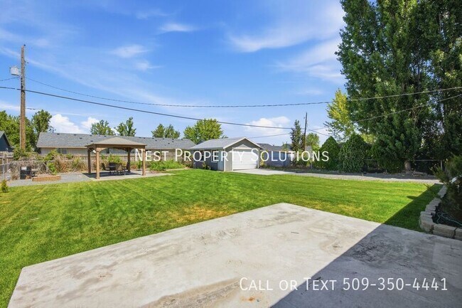 Building Photo - 912 S Alderwood Dr