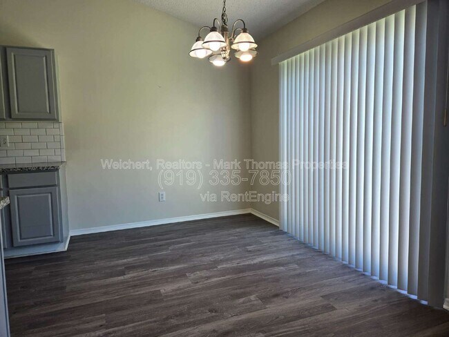 Building Photo - 6308 Saybrooke Dr