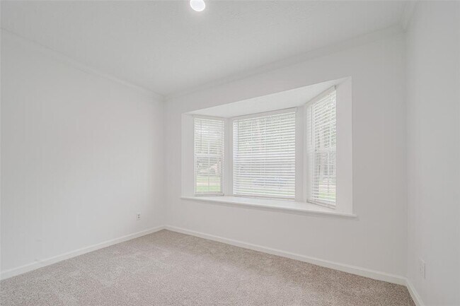Building Photo - 5303 Lookout Mountain Dr