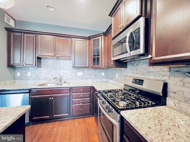 Building Photo - 15206 Lady Lauren Ln