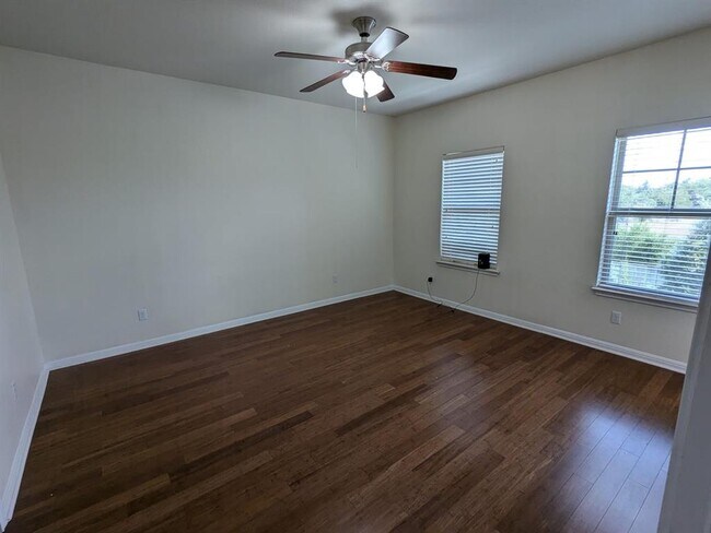 Building Photo - 7220 Wyoming Springs Dr