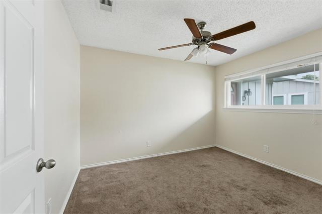 Building Photo - 401 N 7th St