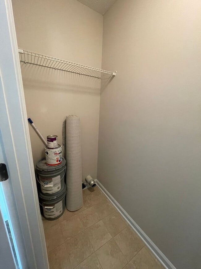 Building Photo - 2 Bedroom Townhome in Havelock