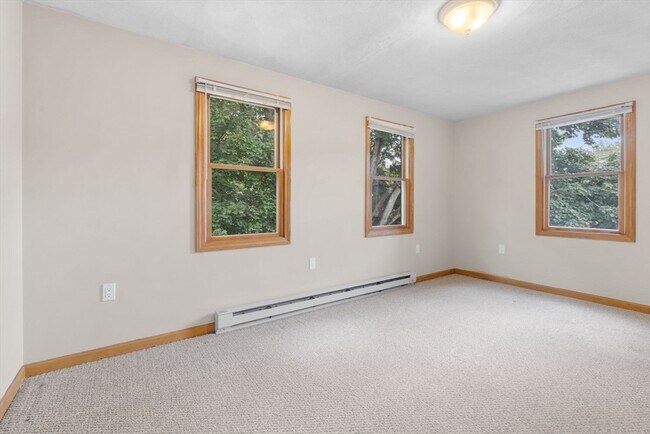 Building Photo - 5-7 Linwood Ave