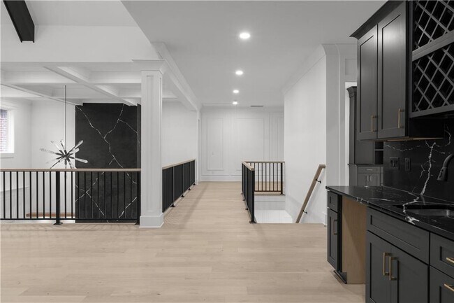 Building Photo - 409 Thunder Rd