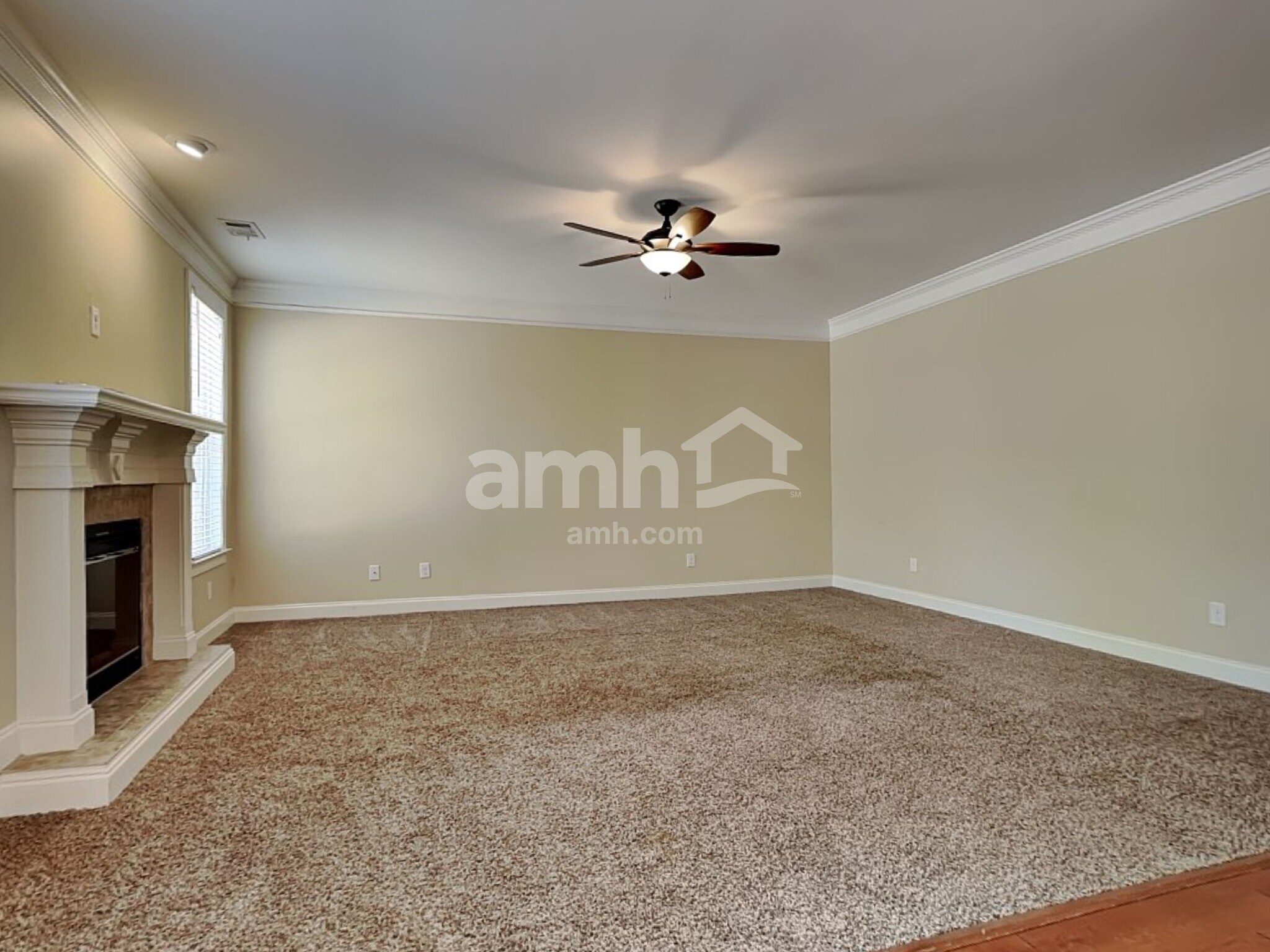 Building Photo - 112 Broken Bit Cir