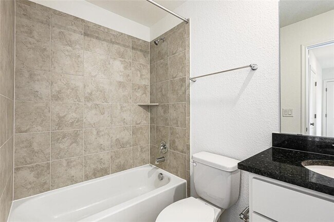 Building Photo - 701 Unakite Trl