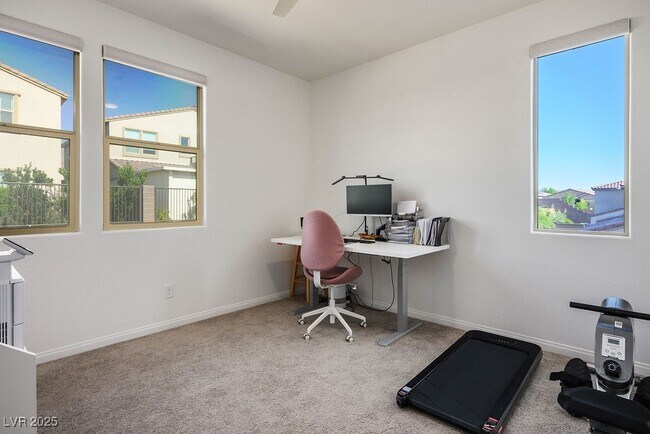 Building Photo - 179 Little Haystack Dr