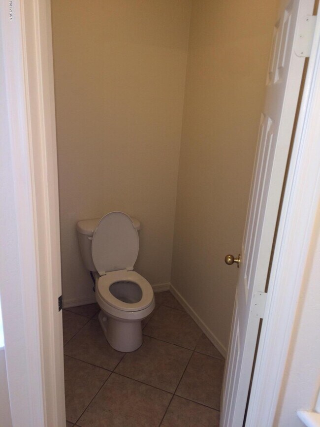 Building Photo - 15739 N 172nd Ln