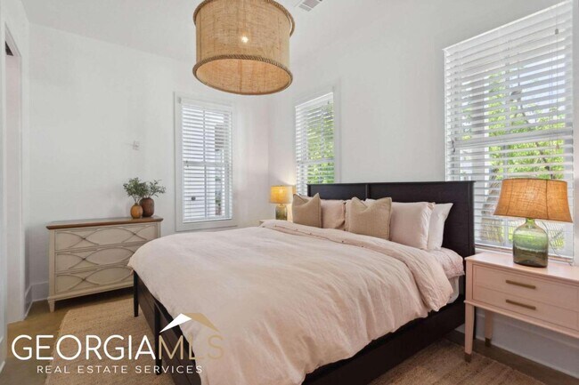 Building Photo - 9212 Selborne Ln