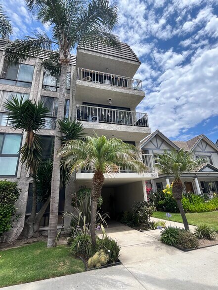 Building Photo - 1803 E Ocean Blvd