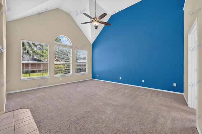Building Photo - 504 Coventry Dr