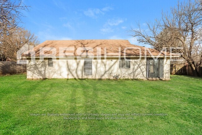 Building Photo - 1105 Kelly Park Rd