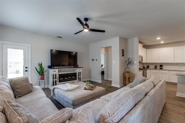 Building Photo - 1217 Bullock Dr