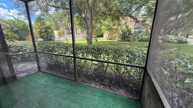 Building Photo - 8851 N New River Canal Rd