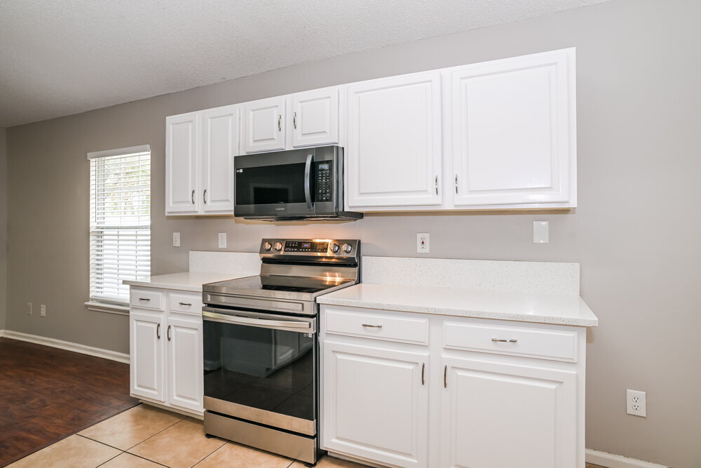 Building Photo - 8237 Abbeyfield Dr
