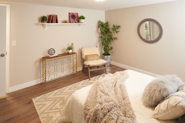 Interior Photo - Rachel Manor