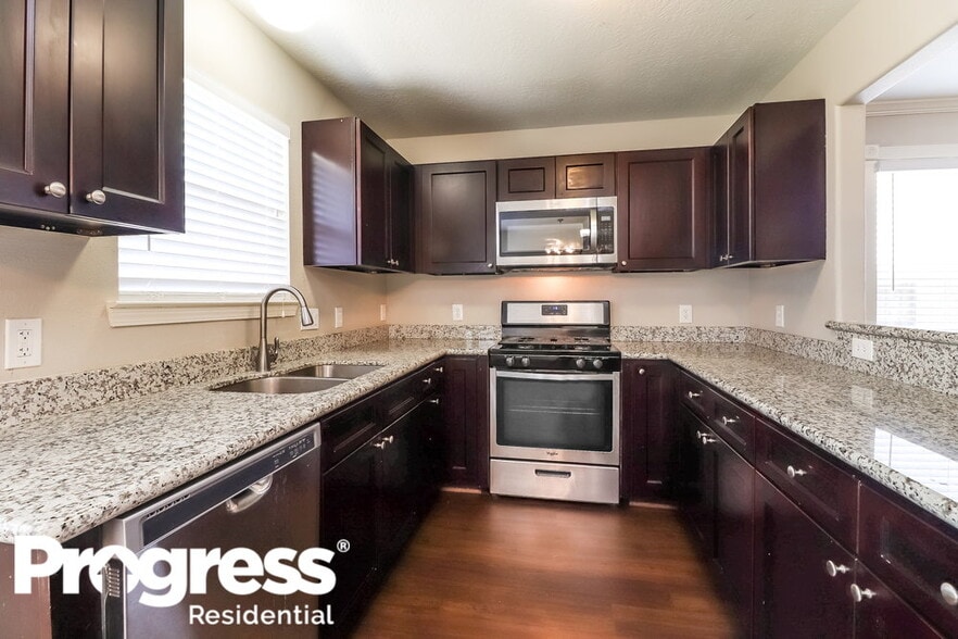 Building Photo - 2703 Cypress Island Dr