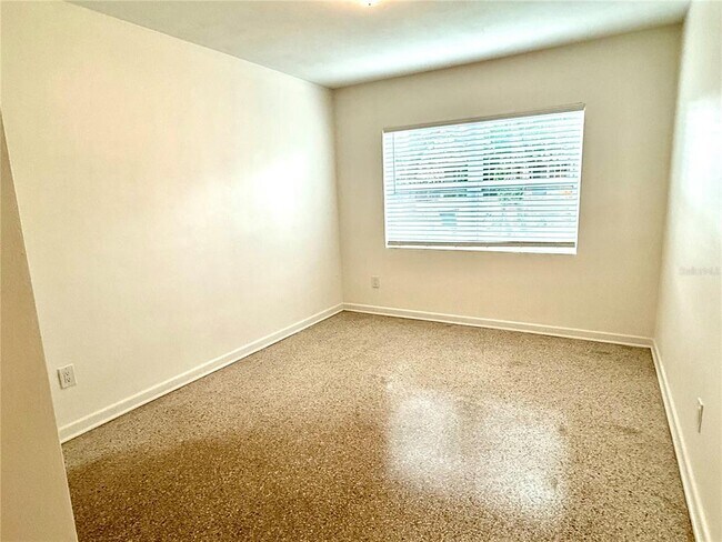 Building Photo - 431 Page St